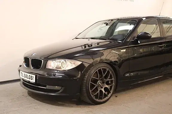 BMW 116D 2009 photo 3