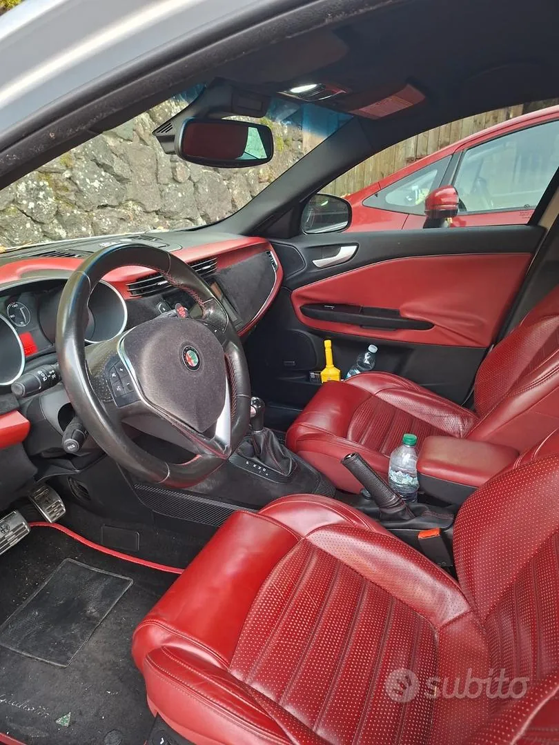 Alfa Romeo Giulietta 2014 photo 4