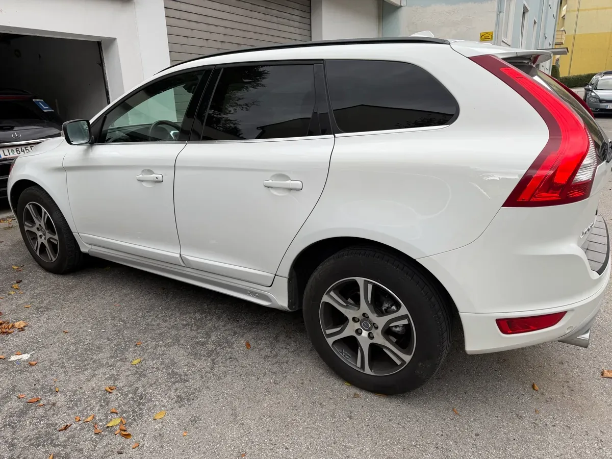 Volvo Xc60 2011 photo 3