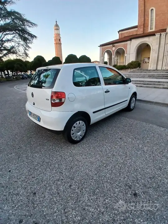 Volkswagen Fox 2006 photo 4