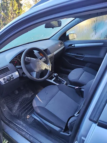 Opel Astra 2005 photo 2