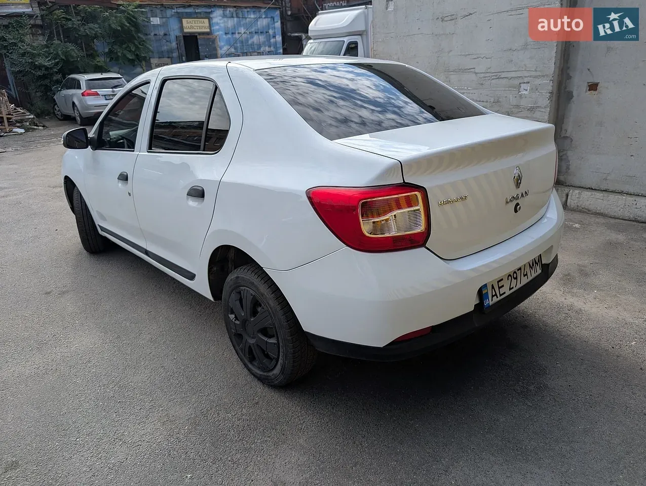 Renault Logan 2016 photo 4