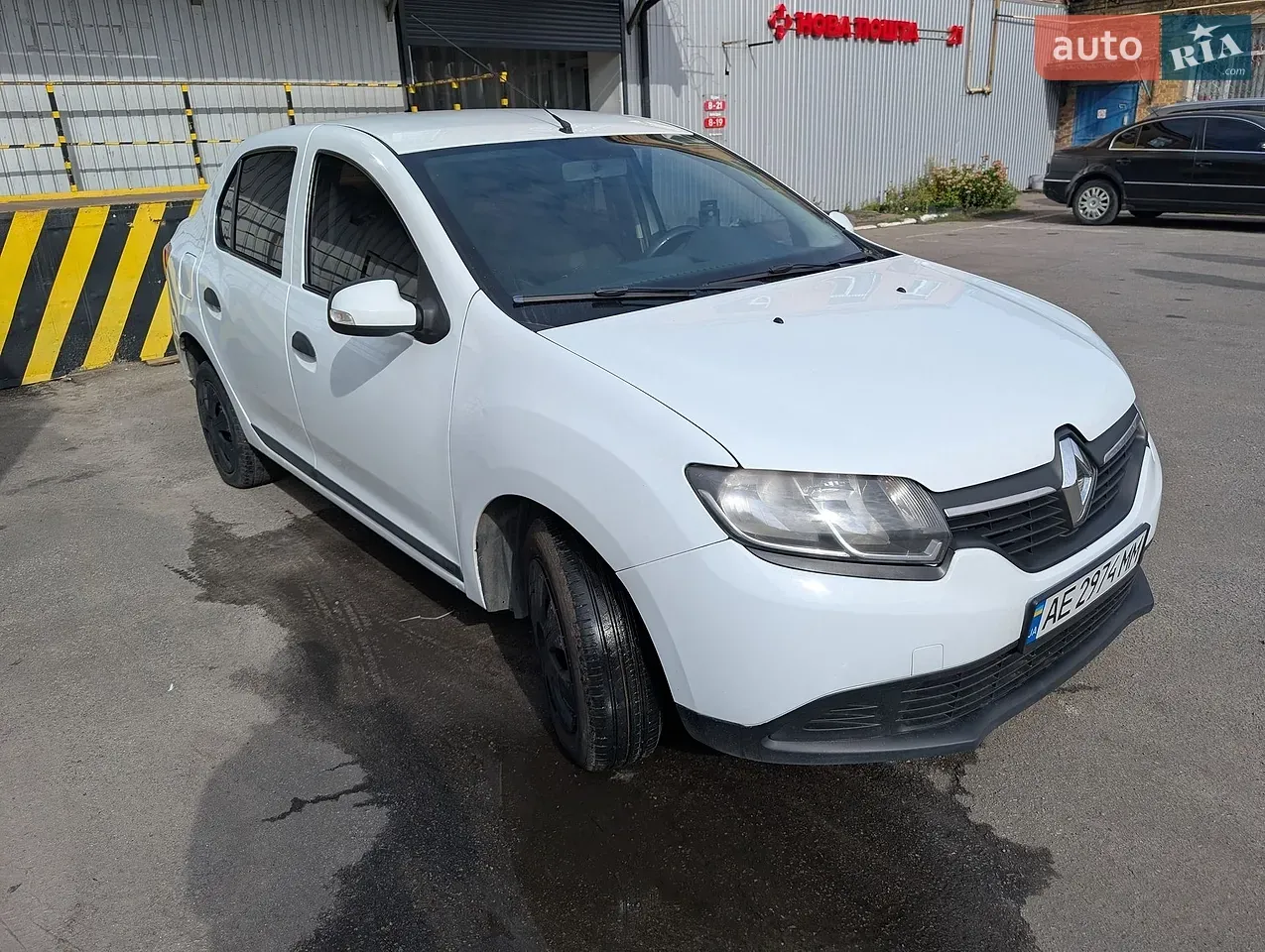 Renault Logan 2016 photo 2