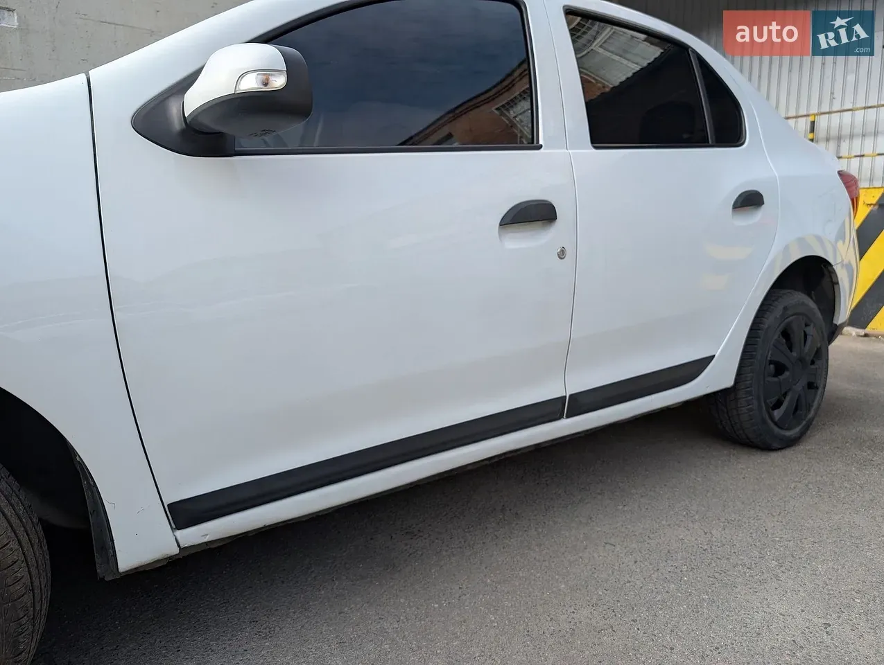 Renault Logan 2016 photo 5