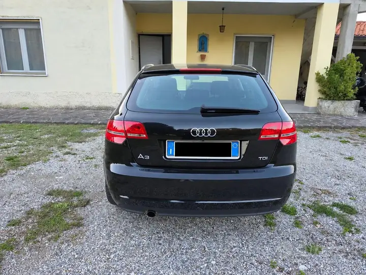 Audi A3 2013 photo 2