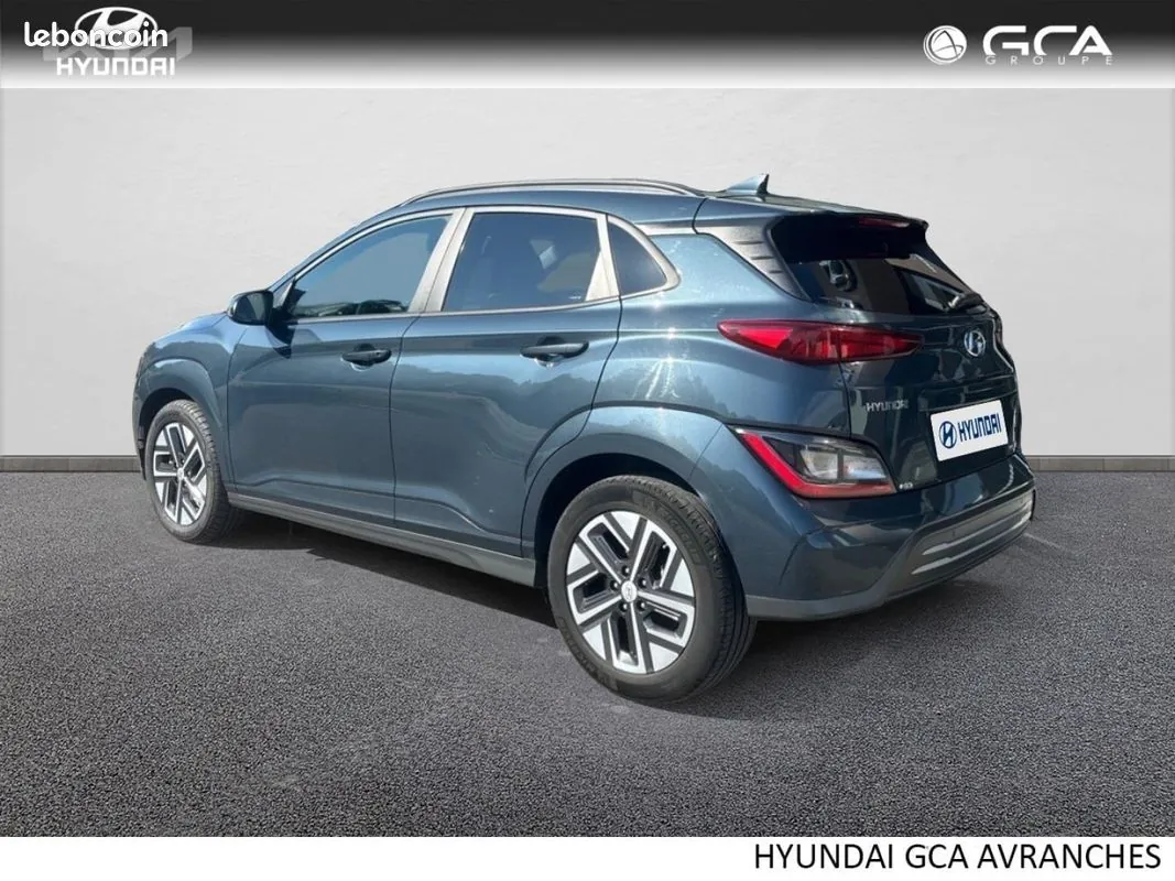 Hyundai Kona 2023 photo 2
