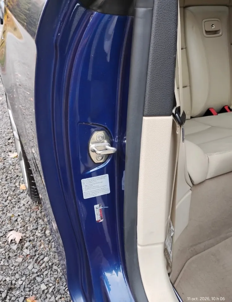 Volkswagen Eos 2010 photo 5