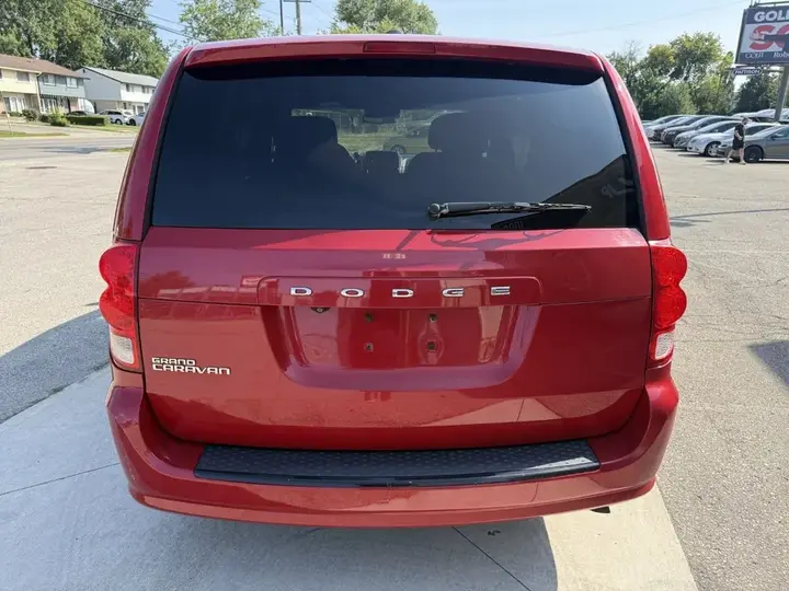 Dodge Grand Caravan 2016 photo 4