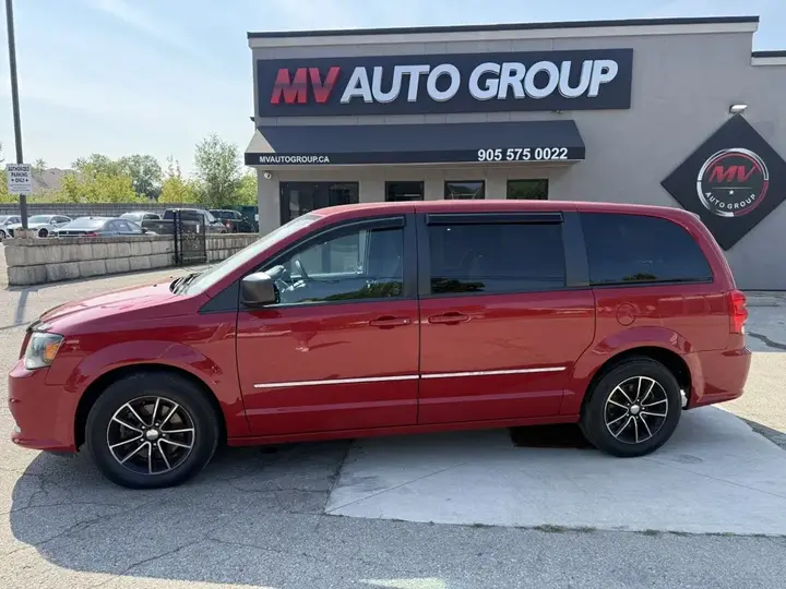 Dodge Grand Caravan 2016 photo 2