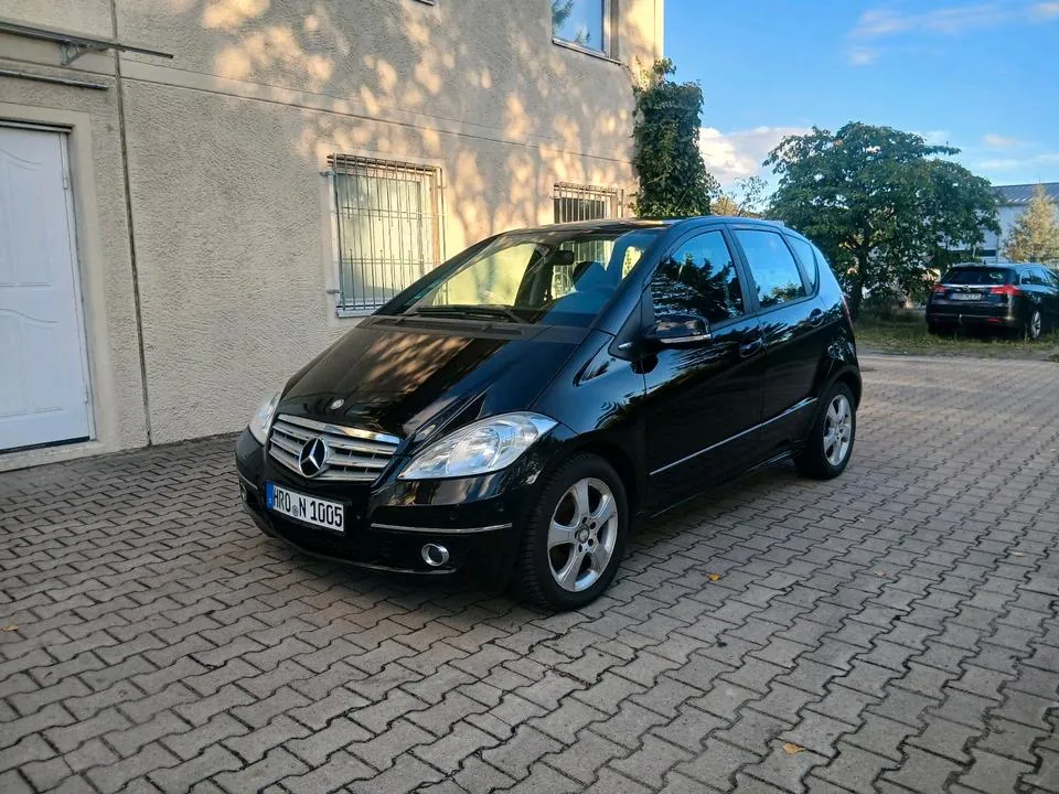 Mercedes-Benz A 180