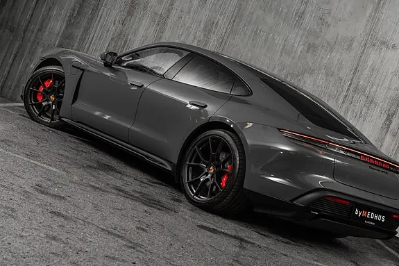 Porsche Taycan 2025 photo 3