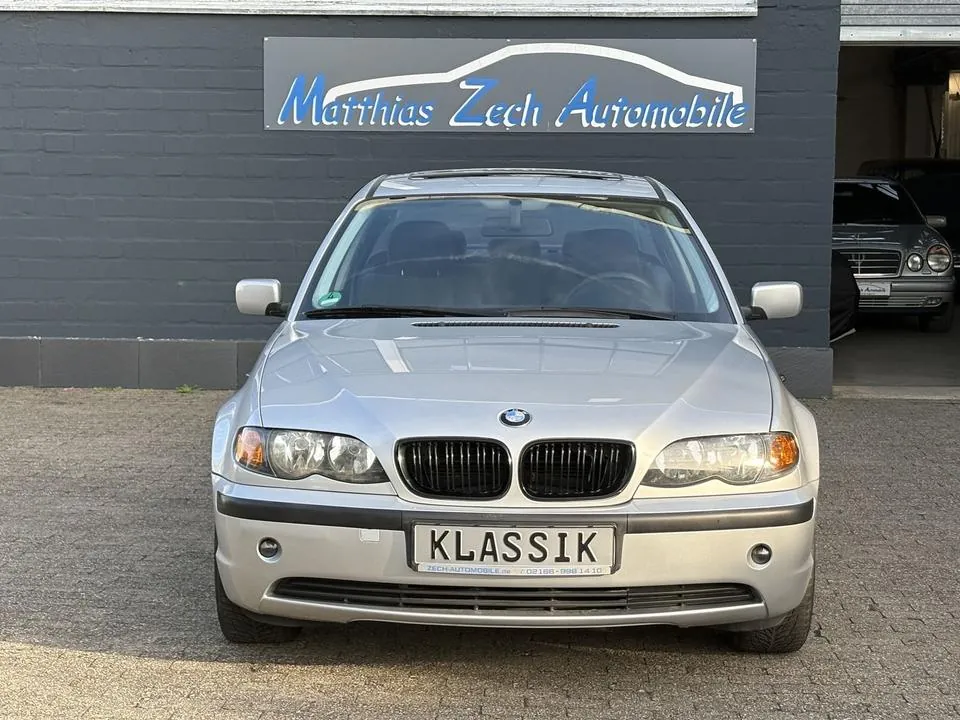 BMW 318 I