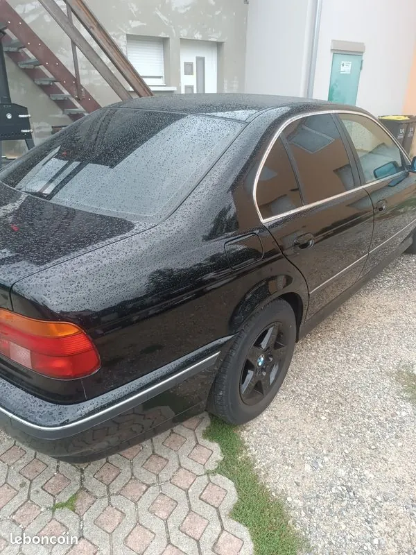 BMW Série 5 1996 photo 2