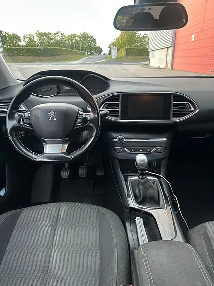 Peugeot 308 2016 photo 5