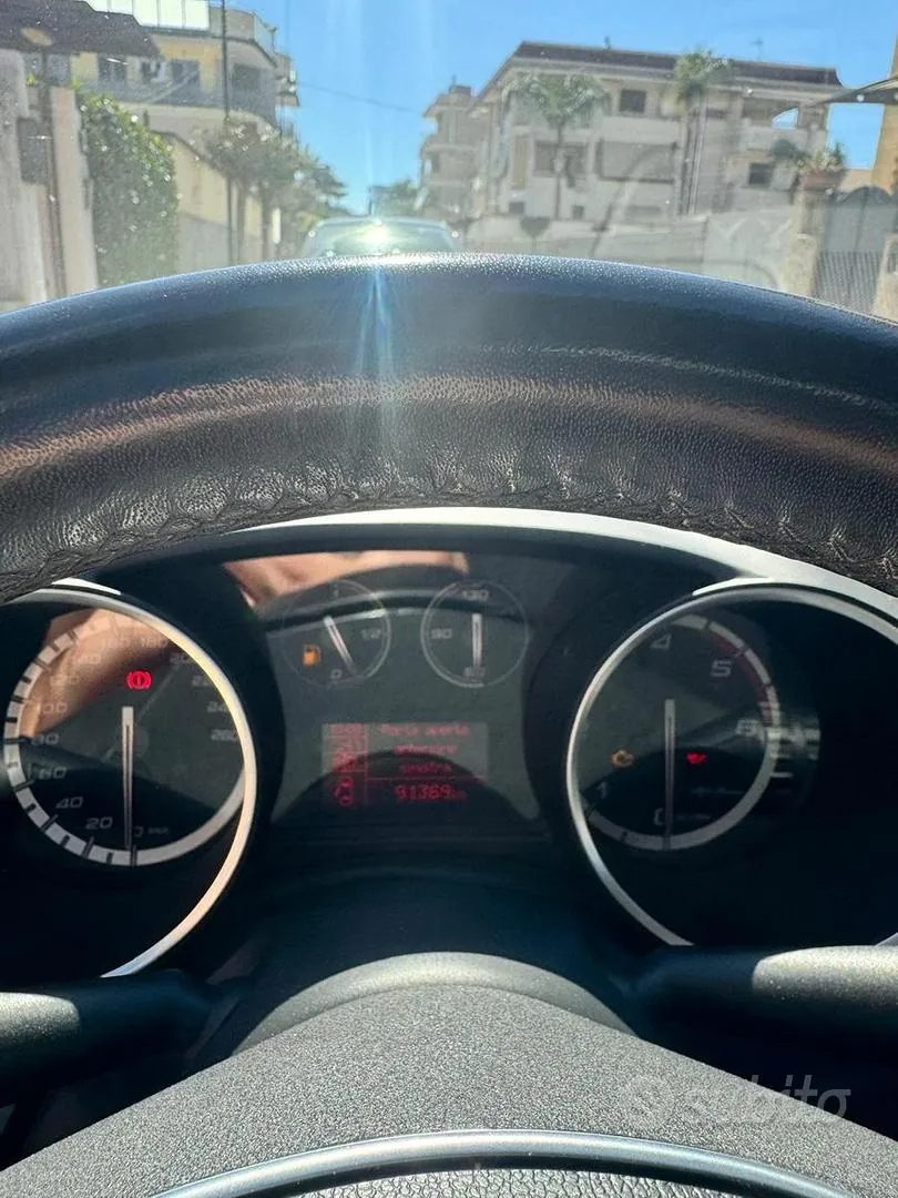 Alfa Romeo Giulietta 2015 photo 4