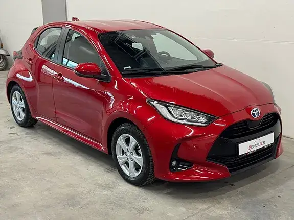 Toyota Yaris 2023 photo 5