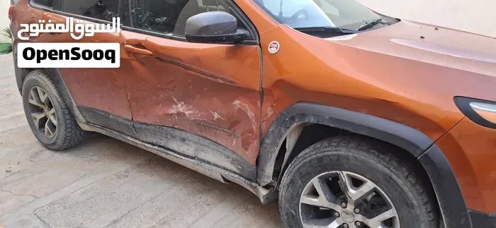 Jeep Cherokee 2016 photo 3
