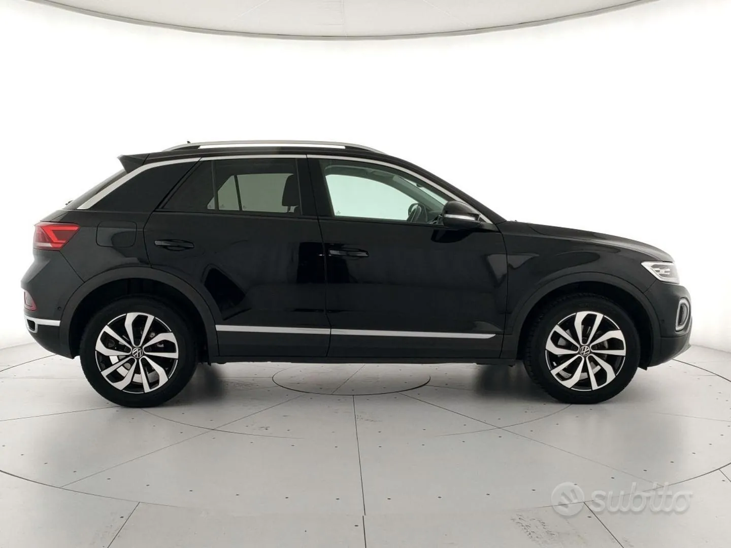 Volkswagen T-Roc 2024 photo 3