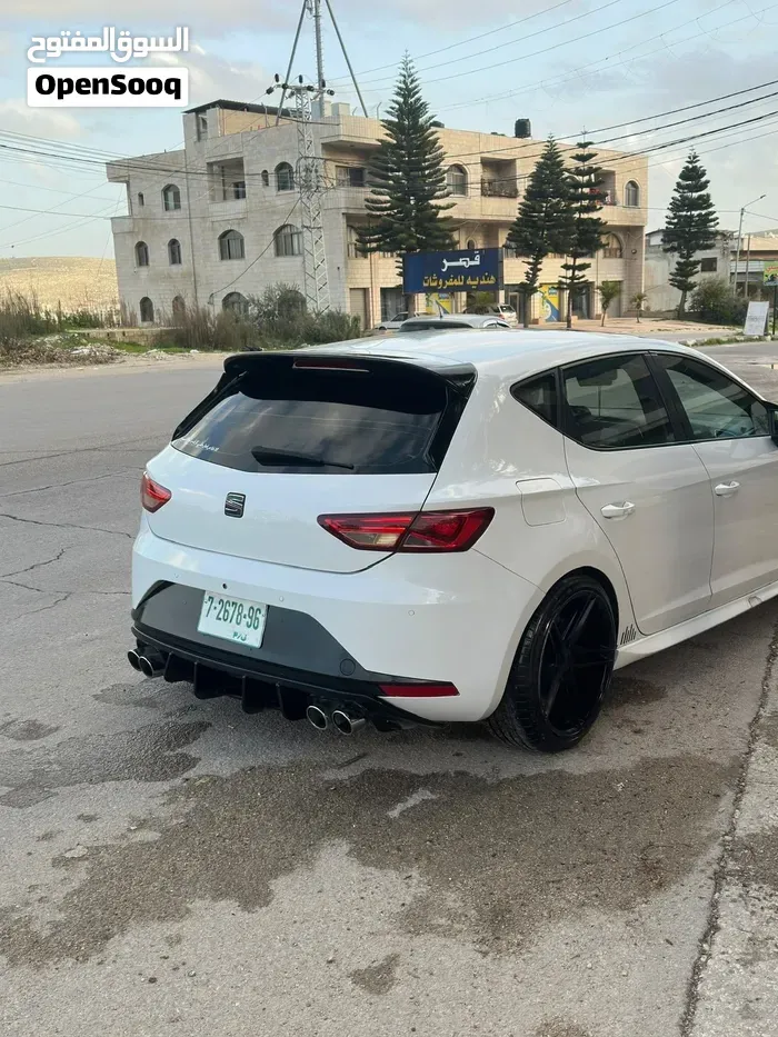 Seat Leon 2014 photo 2