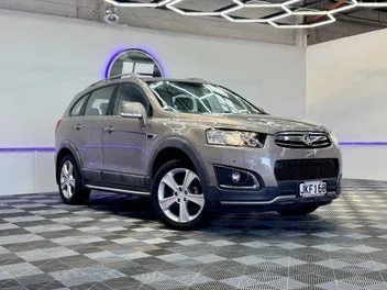Holden Captiva 2014 photo 2