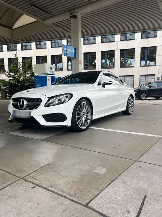 Mercedes-Benz C200