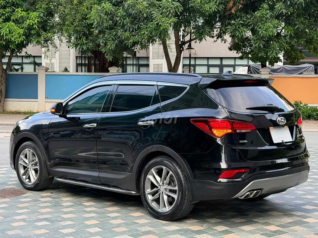Hyundai Santa Fe 2018 photo 5