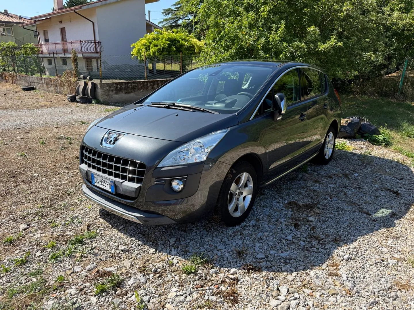 Peugeot 3008 2010 photo 2