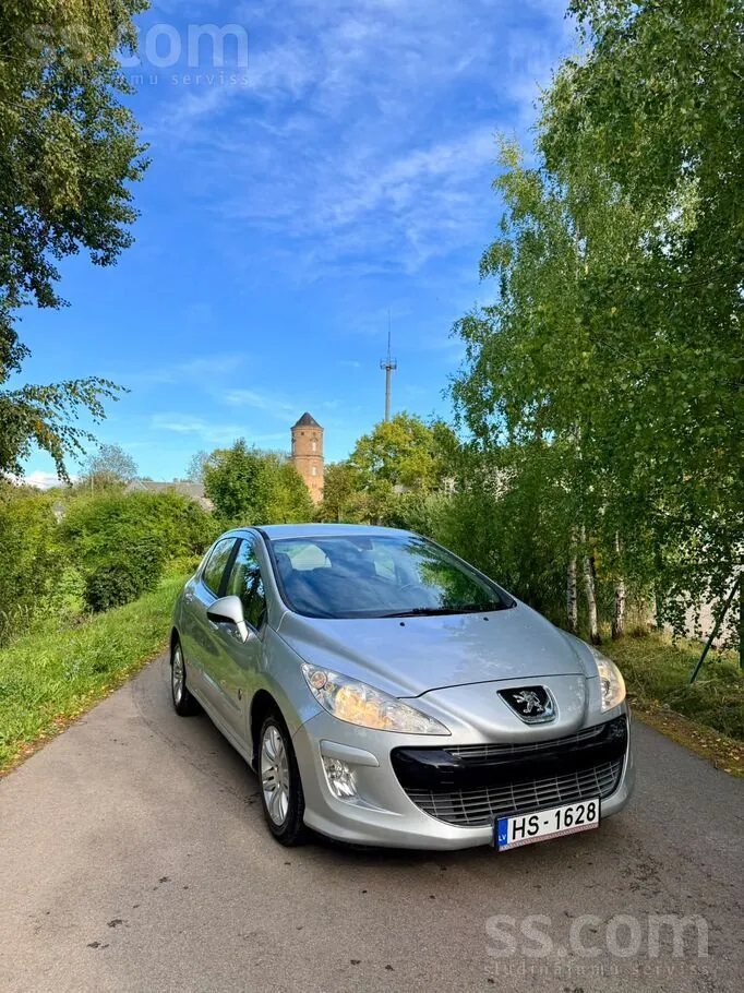 Peugeot 308 2010 photo 2