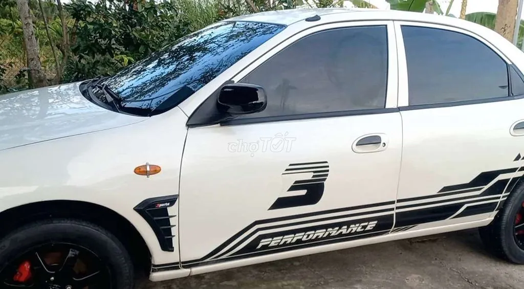 Mazda 323