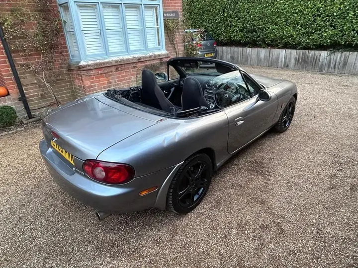 Mazda Mx-5 2005 photo 4