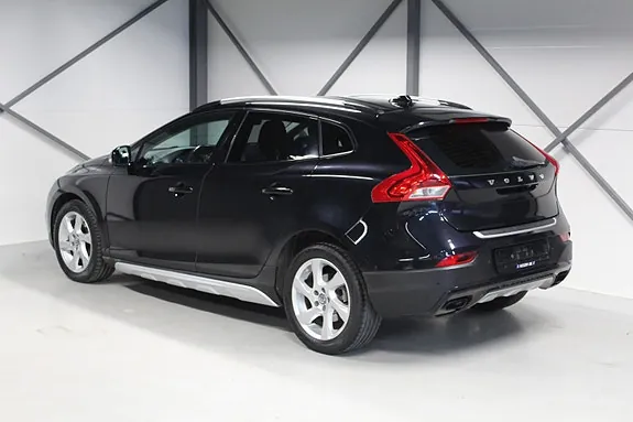 Volvo V40 Cross Country 2015 photo 5