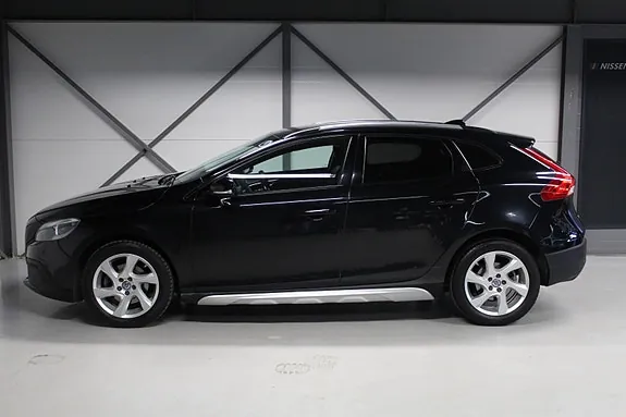 Volvo V40 Cross Country 2015 photo 4