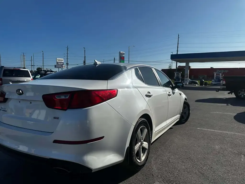 Kia Optima 2015 photo 3