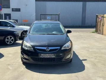 Opel Astra 2009 photo 3