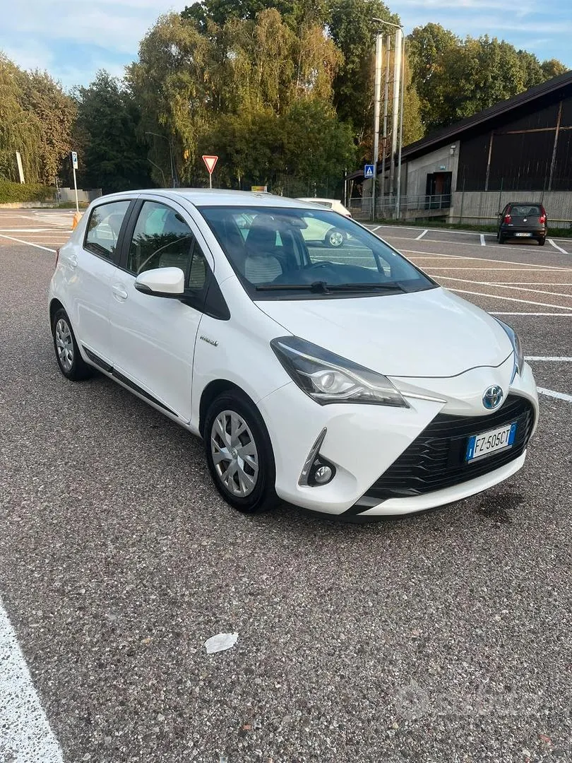Toyota Yaris 2020 photo 2