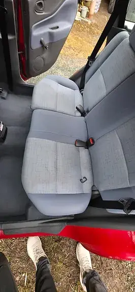 Mitsubishi Space Star 2002 photo 2