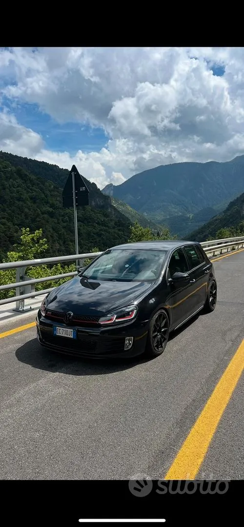 Volkswagen Golf 2010 photo 3