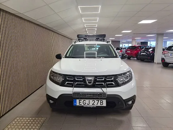 Dacia Duster 2022 photo 2