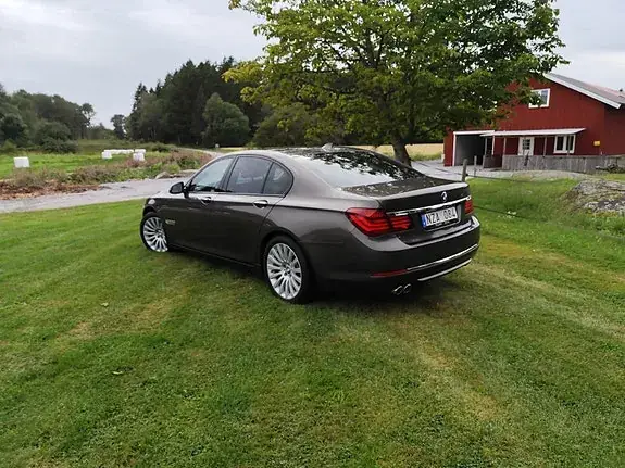 BMW 730D 2014 photo 5