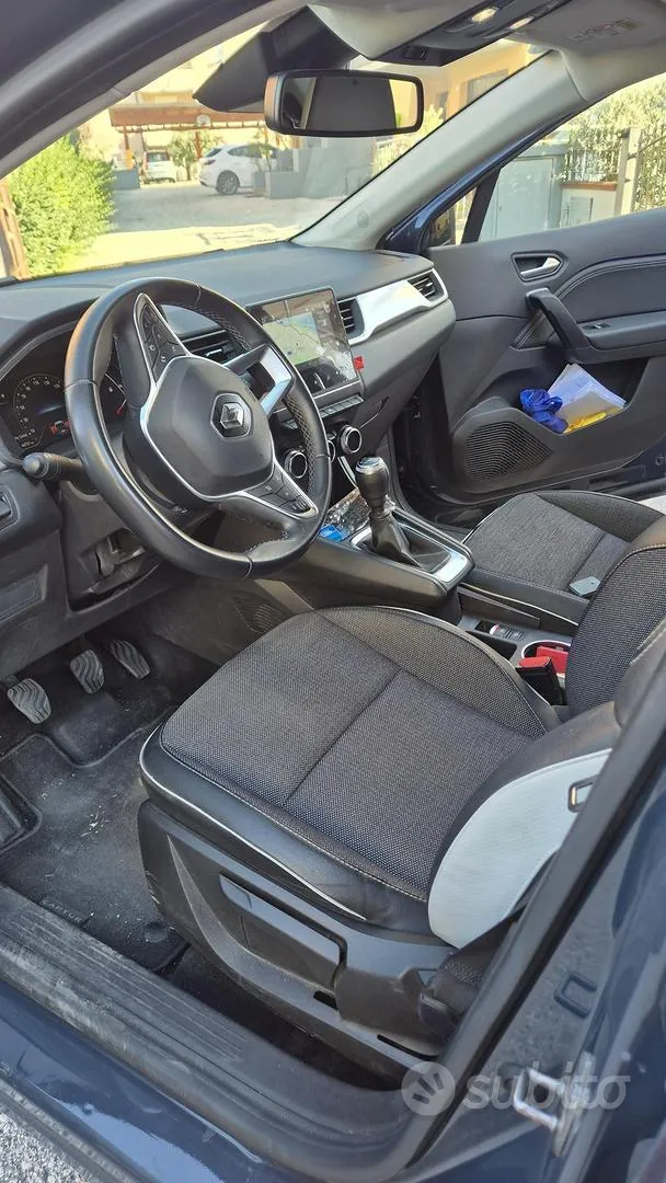 Renault Captur 2023 photo 5