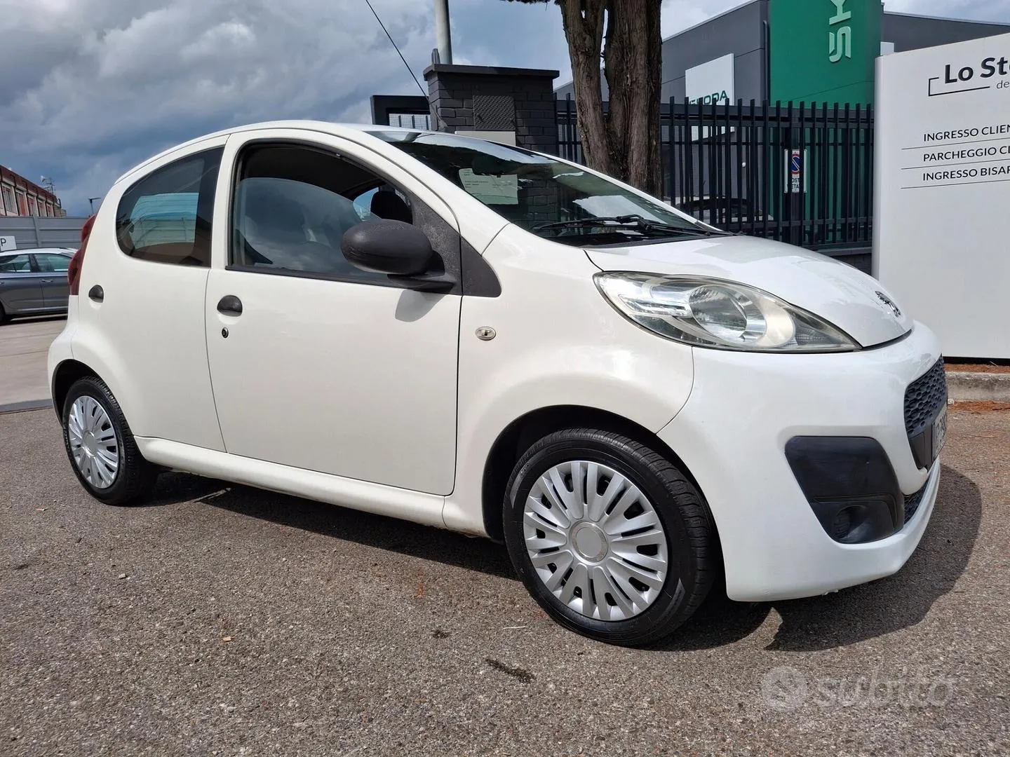 Peugeot 107 2012 photo 2