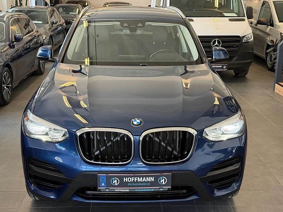 BMW X3 2019 photo 2