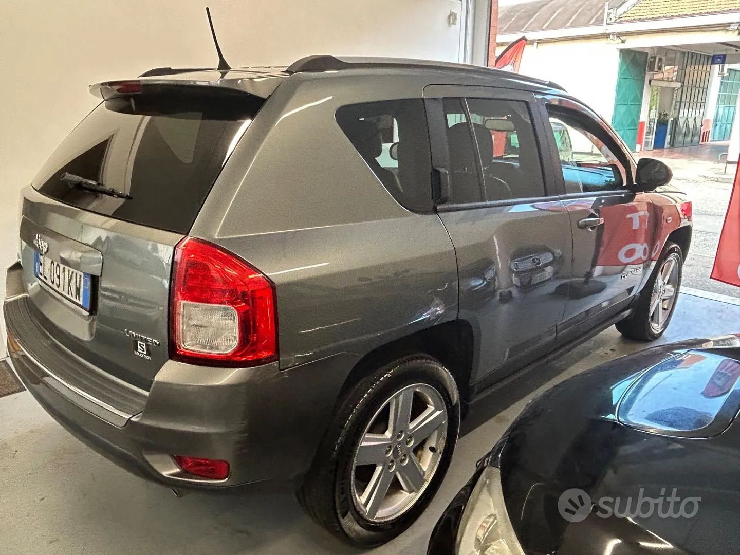 Jeep Compass 2011 photo 4