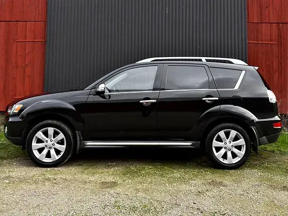 Mitsubishi Outlander 2010 photo 3