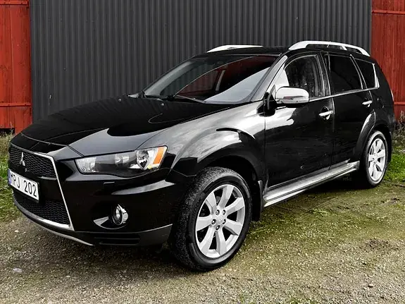 Mitsubishi Outlander 2010 photo 2