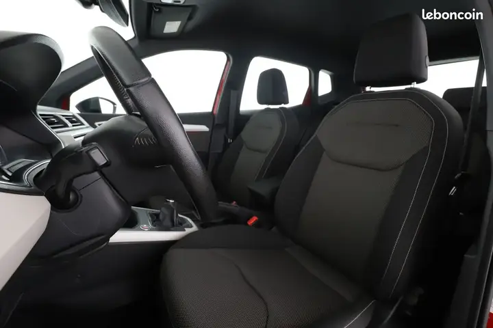 Seat Arona 2018 photo 5