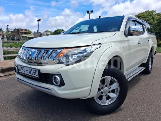 Toyota Fortuner 2018 photo 3