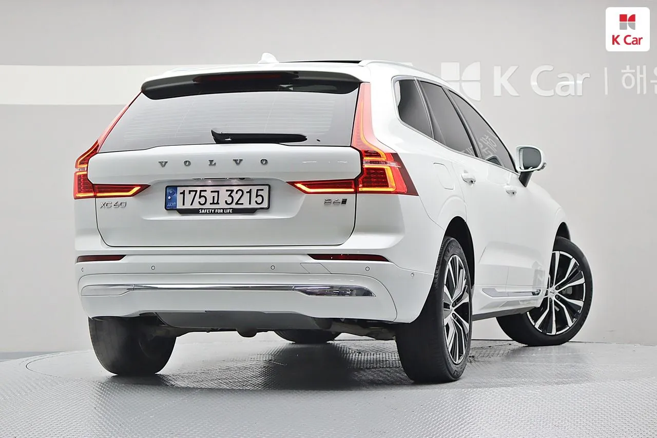 Volvo Xc60 2025 photo 2