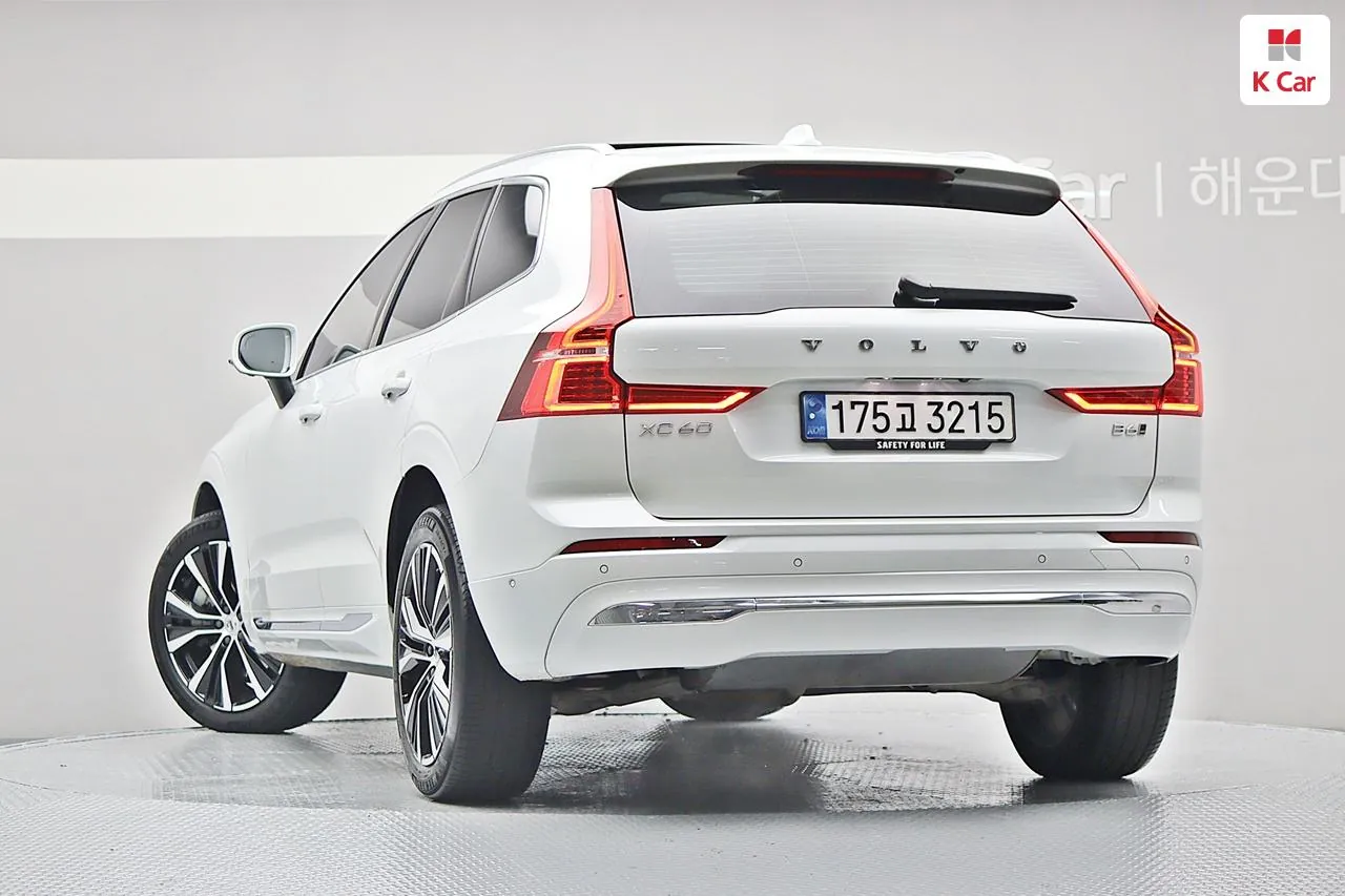 Volvo Xc60 2025 photo 4