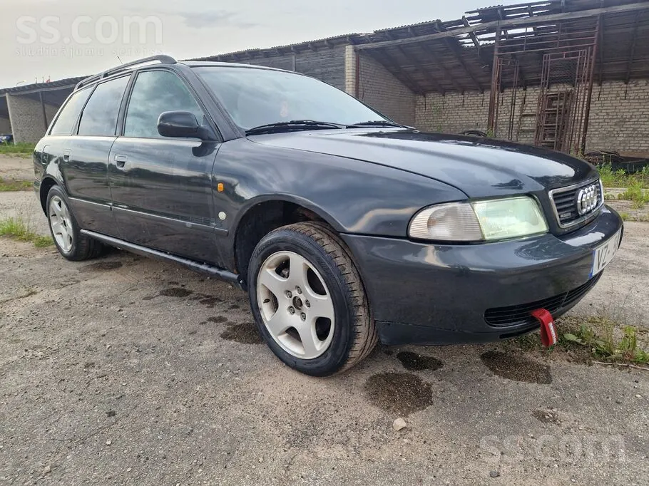 Audi A4 1996 photo 4